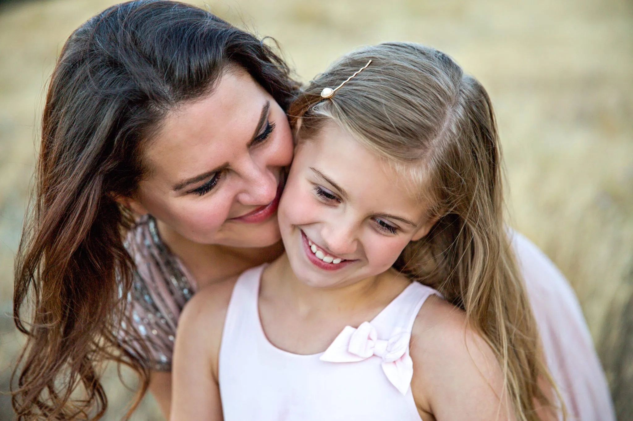 how to help a stuttering child at home?