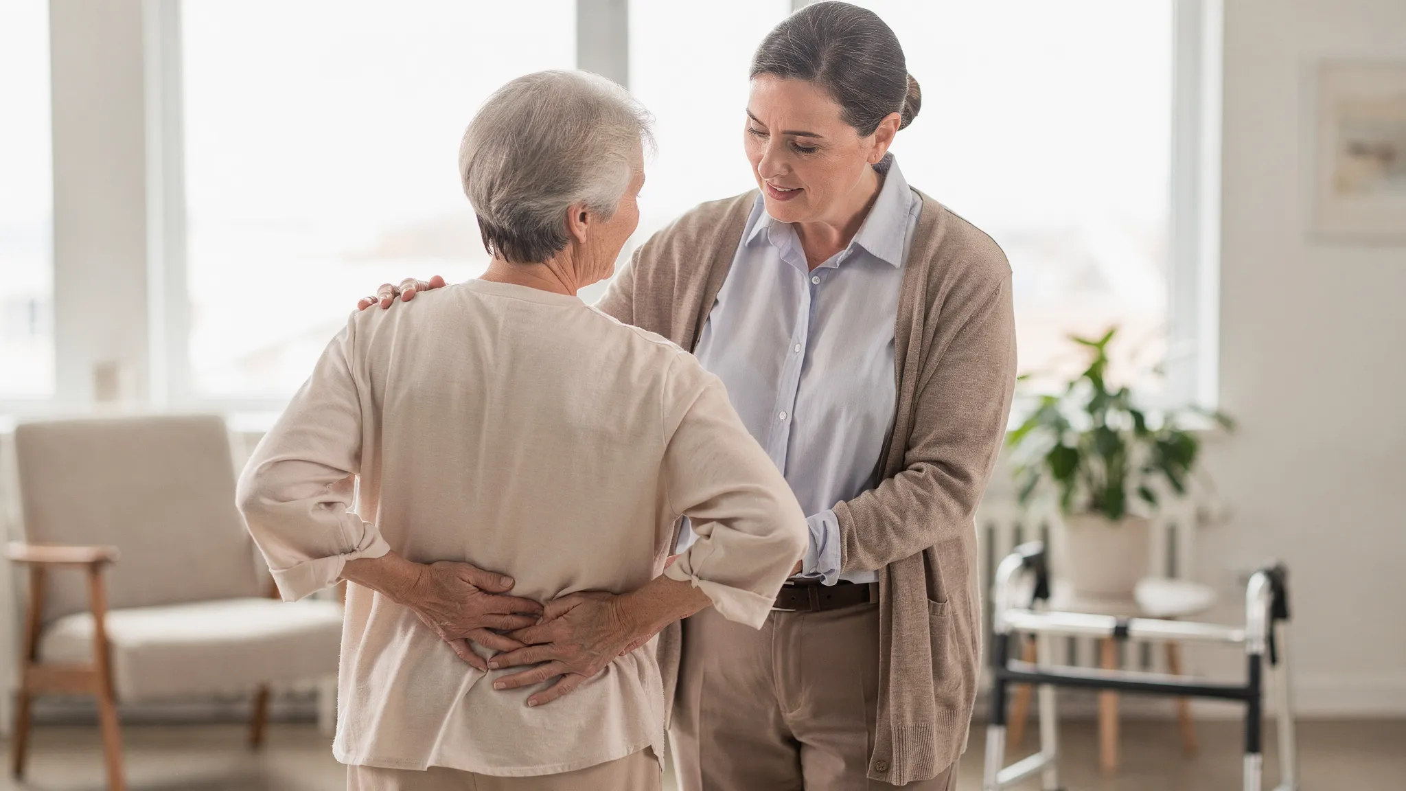 Osteoporosis Symptoms: Early Signs You Should Not Ignore