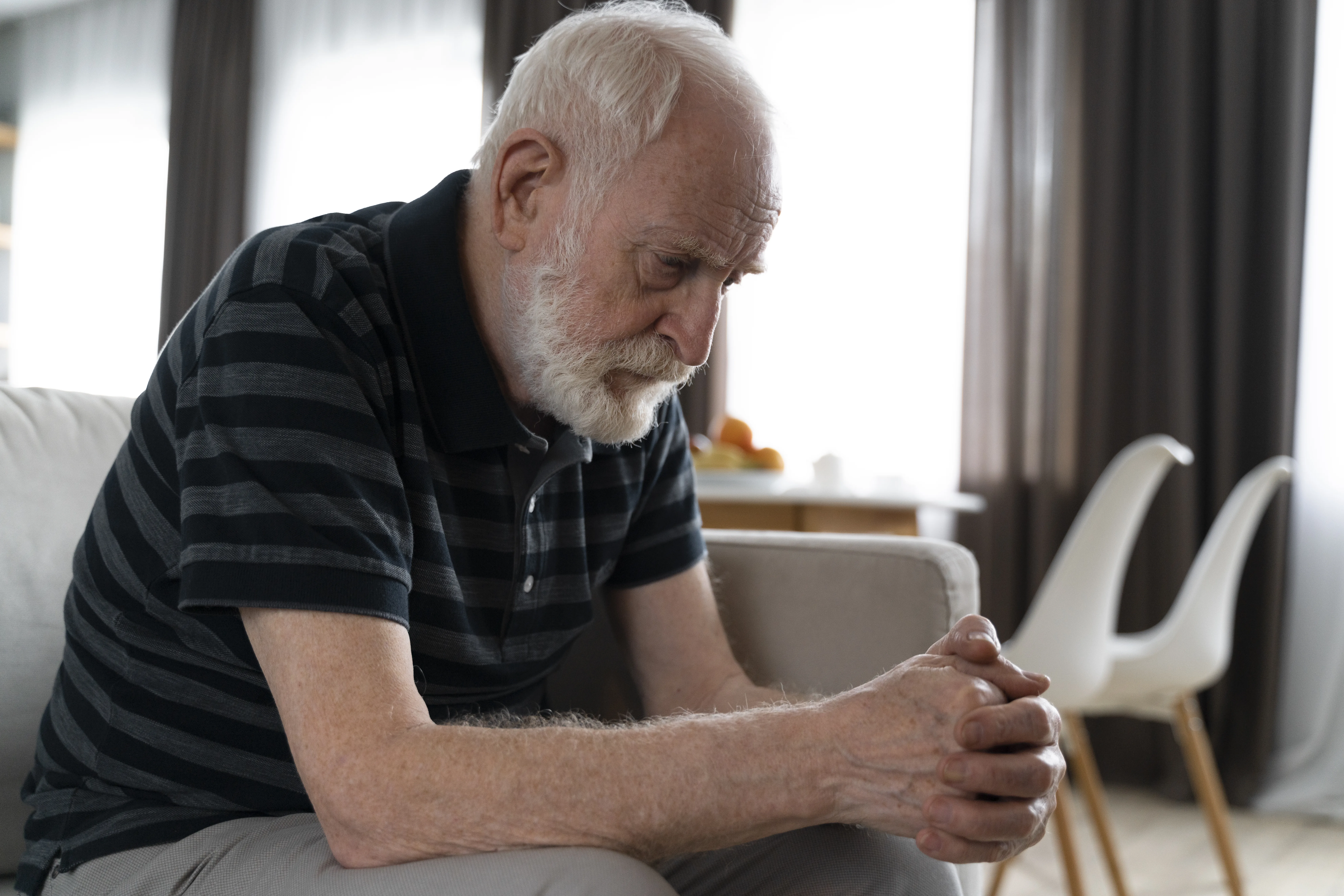 Parkinson’s Disease Symptoms: How to Recognize Early Changes